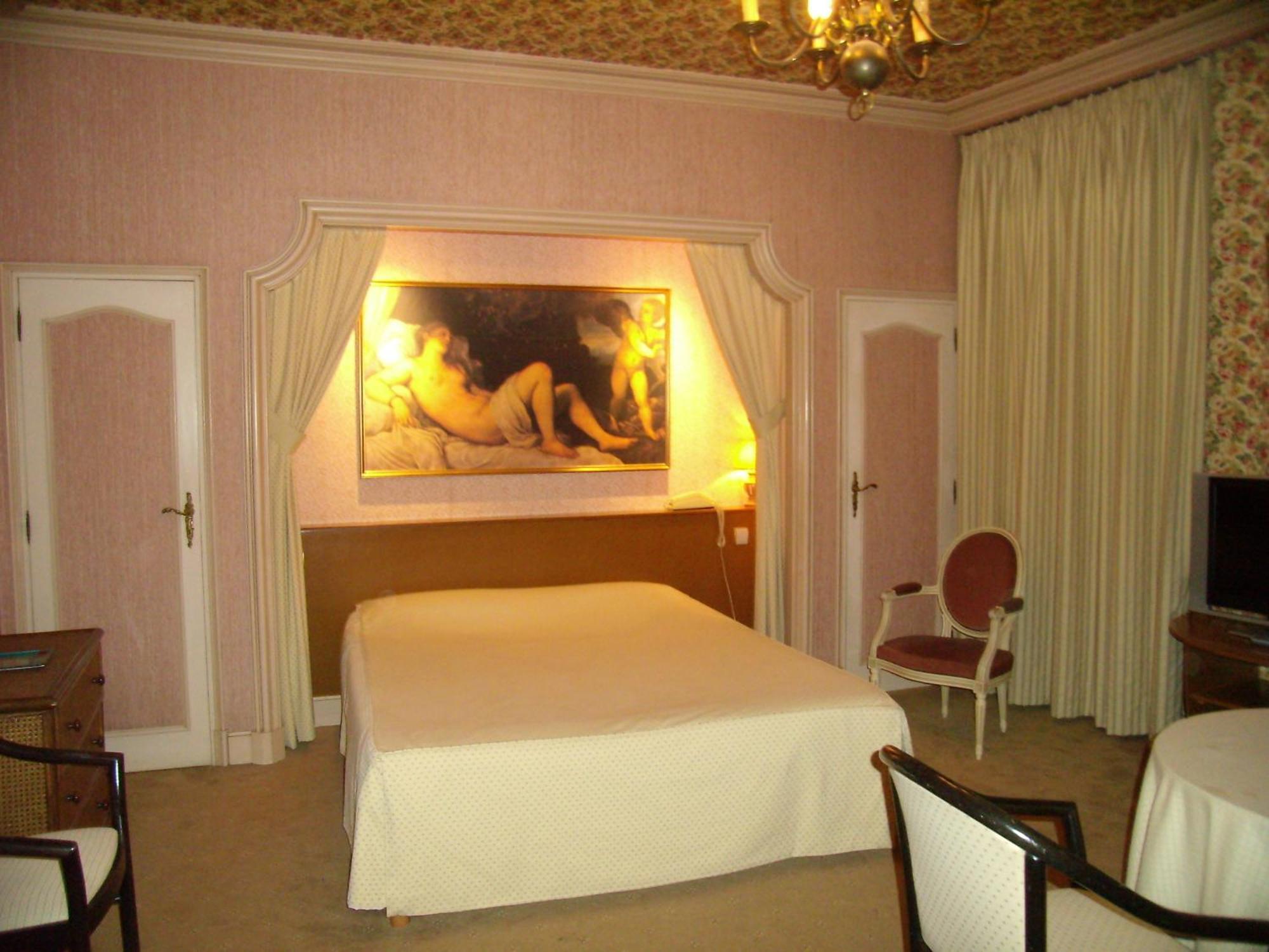Hotel Chiffre Albi Exterior foto