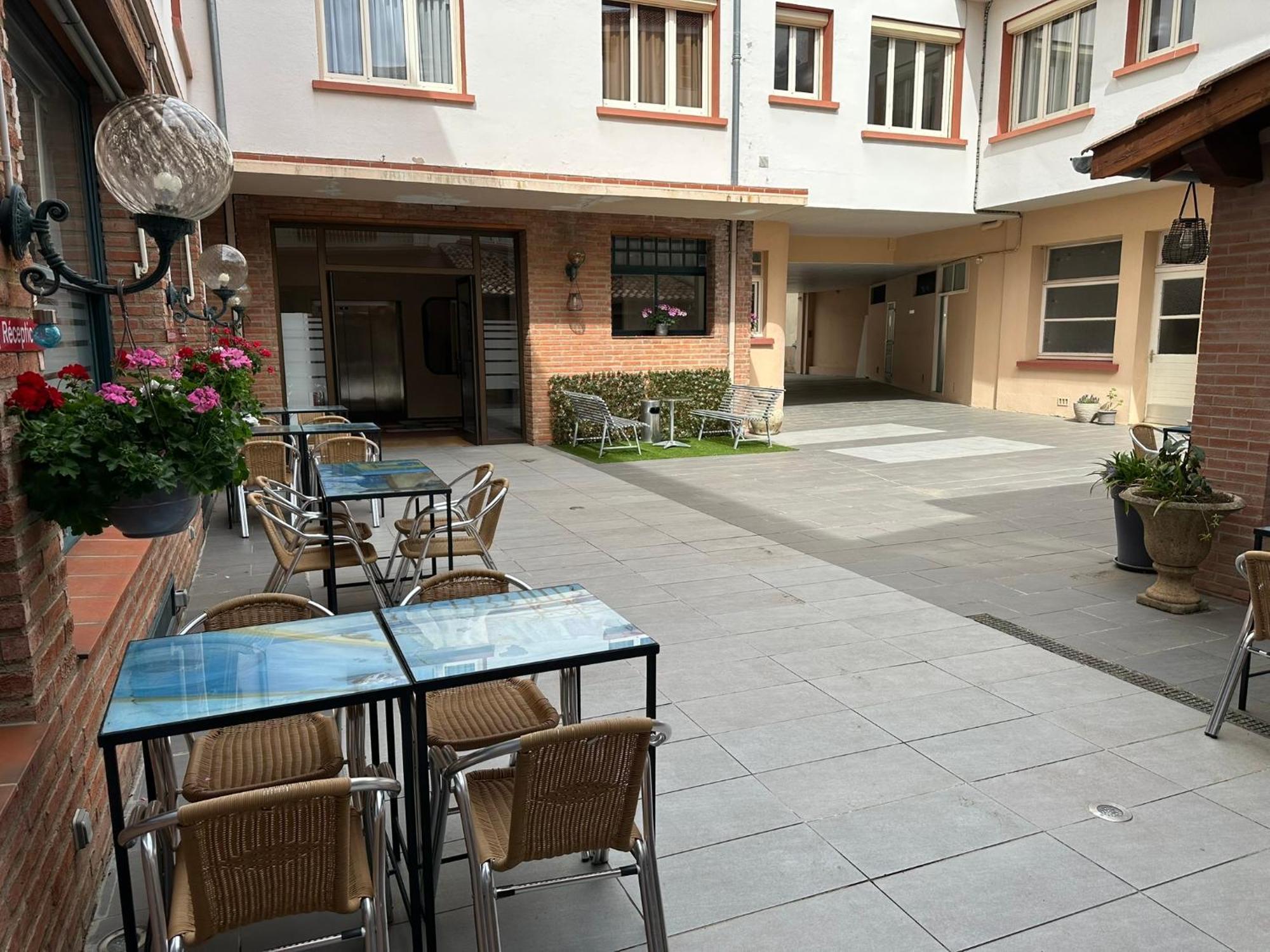 Hotel Chiffre Albi Exterior foto
