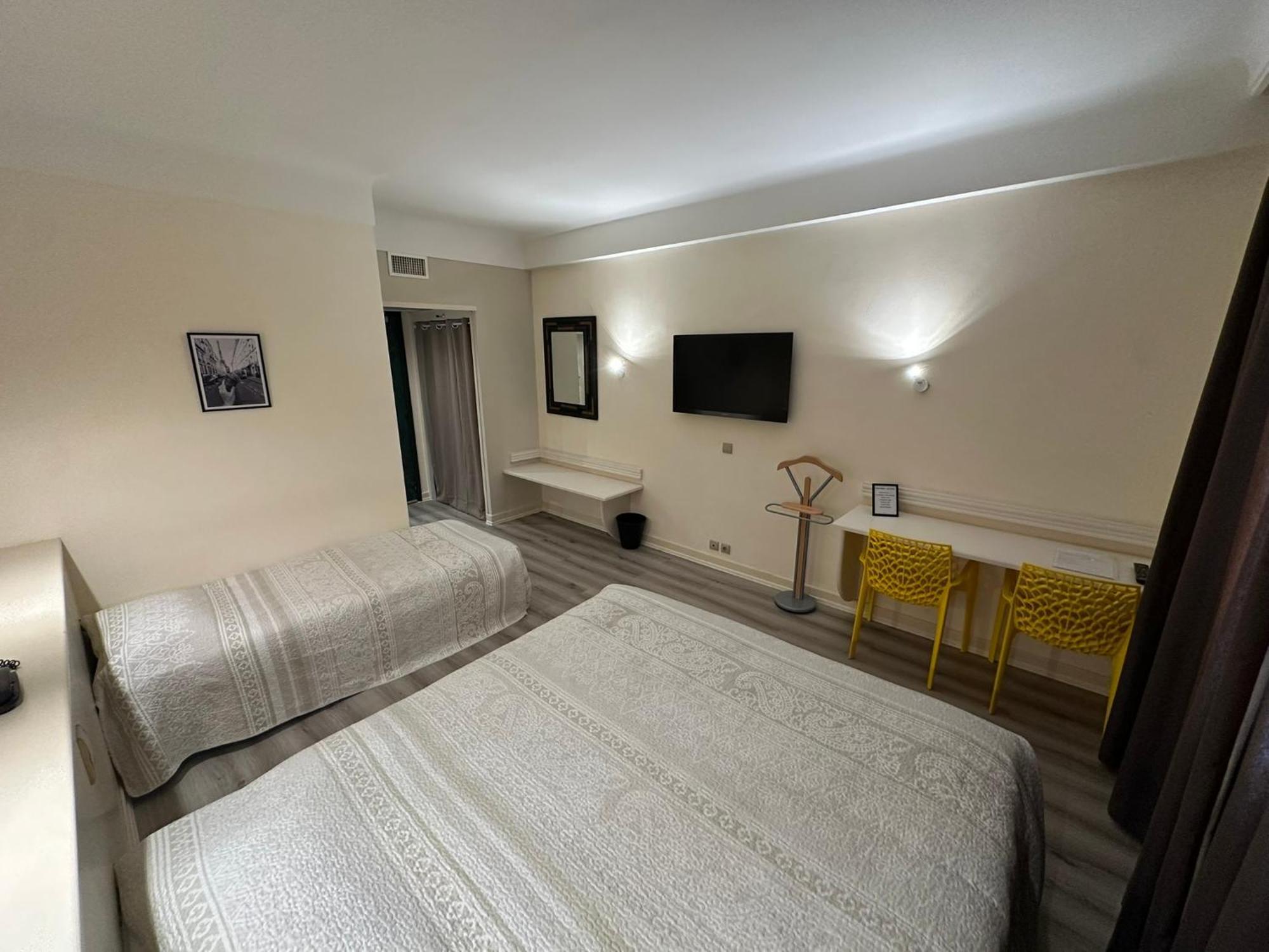 Hotel Chiffre Albi Exterior foto